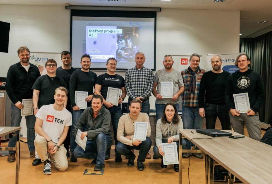 Tři úspěšně zakončené stážové programy v oblasti technologií a AI