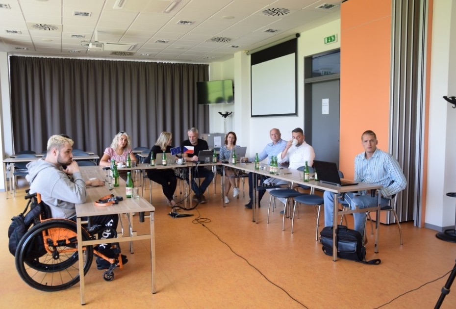 Kulatý stůl Umělá inteligence v praxi v JVTP