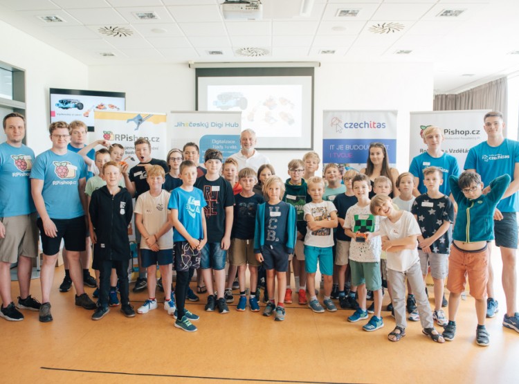 Projekt Jihočeský Digi Hub učí děti programovat