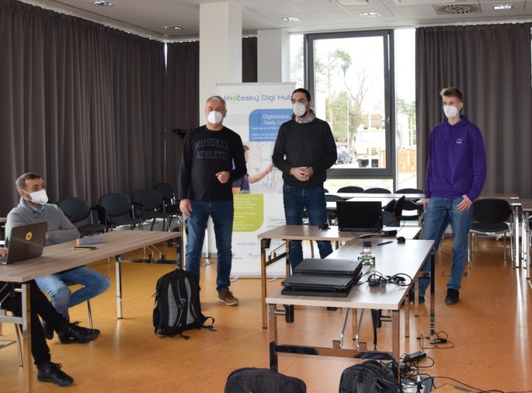 V JVTP se konala Mikulášská nadílka AI - umělá inteligence pro MSP