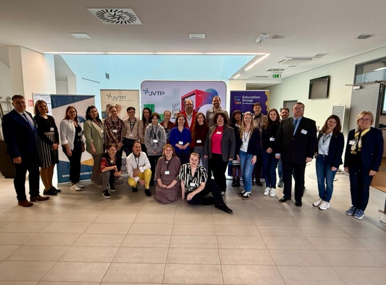 Young Minds - setkání u kulatého stolu