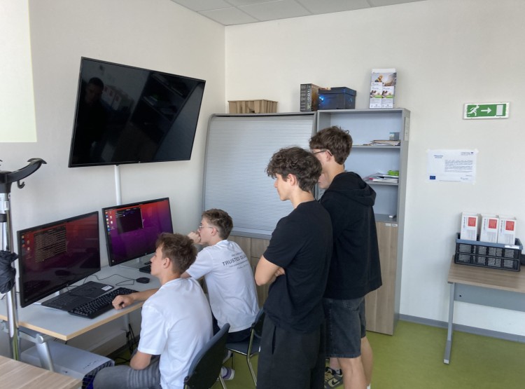Technologie budoucnosti na dosah. Jihočeský Digi Hub uspořádal inspirativní den pro studenty středních škol