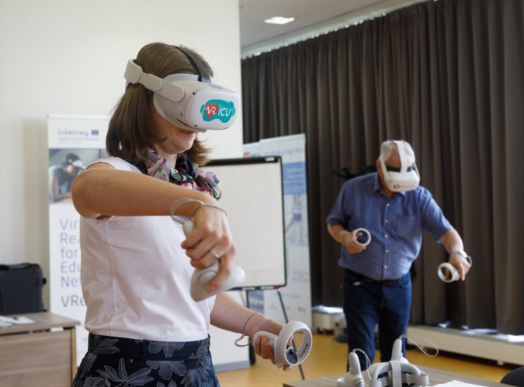 Pilotní kurzy zaměřené na praktické využití virtuální a rozšířené reality