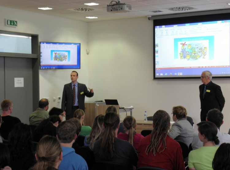 jedna z přednášek prvního bloku