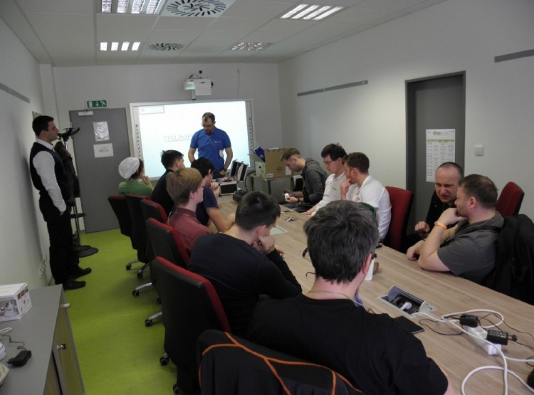 zasedací místnost v 2.NP