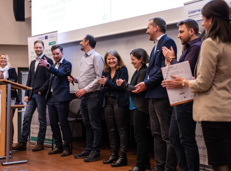 VReduMED: From Vision to Reality