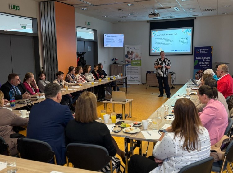 Young Minds - setkání u kulatého stolu