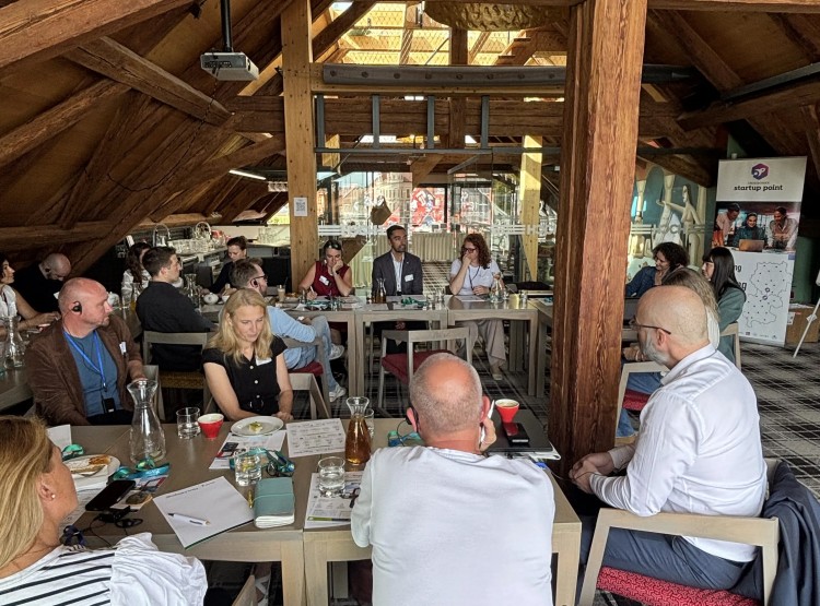Crossborder Startup Brunch