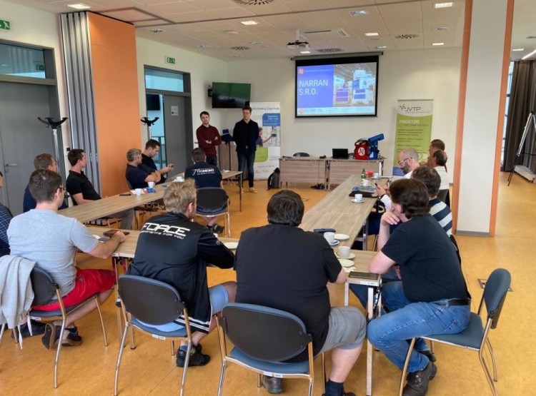 V JVTP se konal Workshop s ukázkami laserových technologií