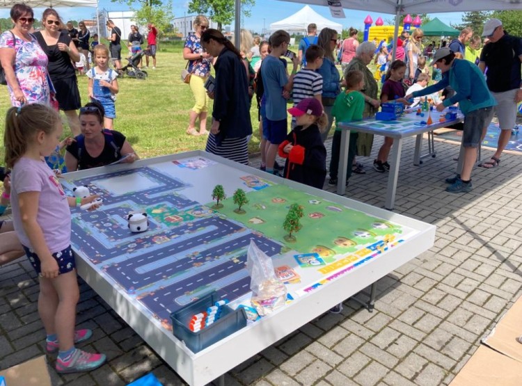 Jihočeský Digi Hub a "Dětský den nejen s robotikou"