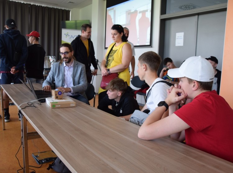 Den otevřených dveří laboratoře technologií umělé inteligence v JVTP