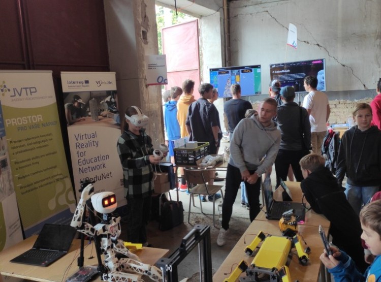 JVTP a projekt VReduNet na festivalu Maker Faire 2022