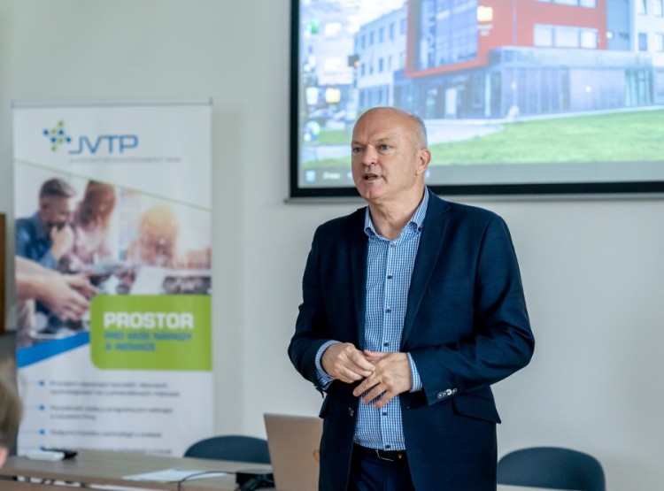 Známe vítěze finále 5. ročníku soutěže podnikatelských nápadů JIHOCZECH