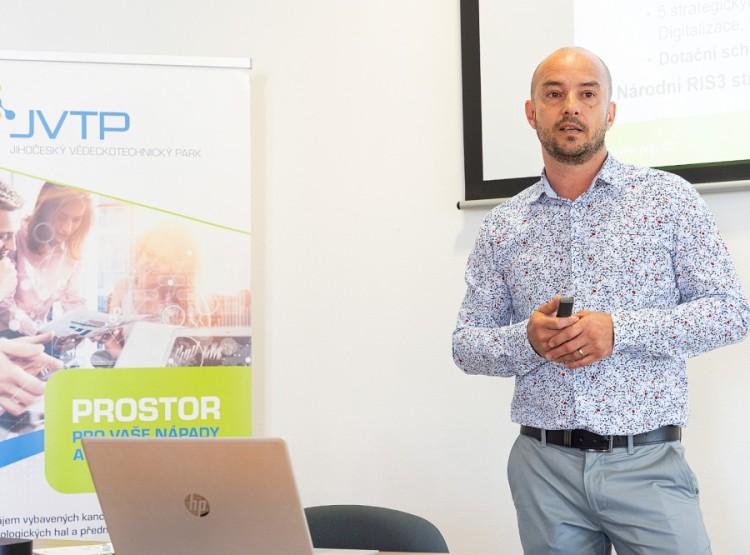 Seminář pro žadatele o Asistenční vouchery Jihočeského kraje - Energetika