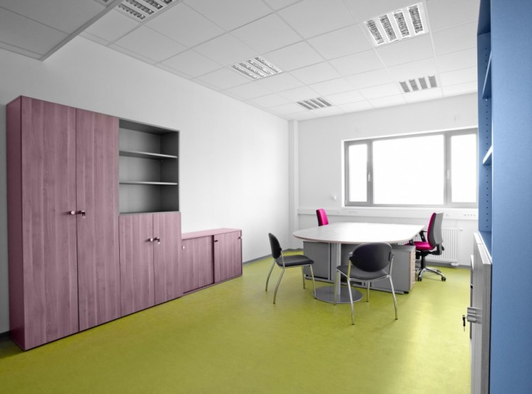 Pronájem vybavených laboratoří a kanceláří