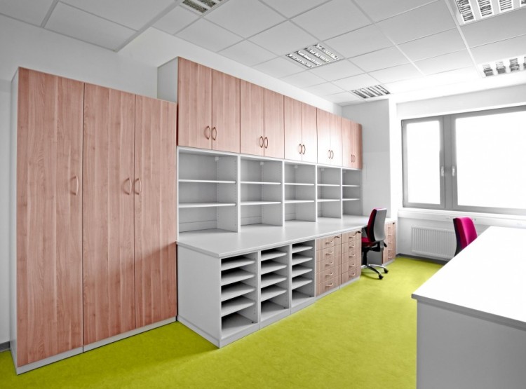 Pronájem vybavených laboratoří a kanceláří